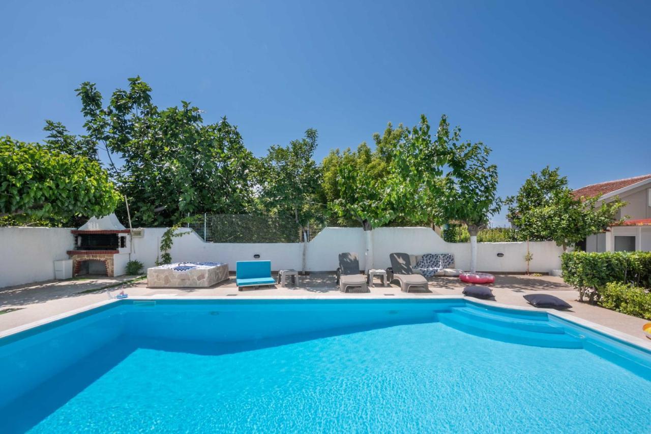 Thiseos Georgia'S Private Paradise Lechaio Exteriör bild