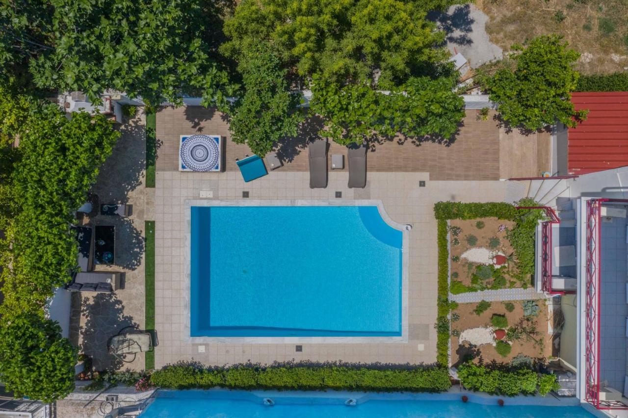 Thiseos Georgia'S Private Paradise Lechaio Exteriör bild